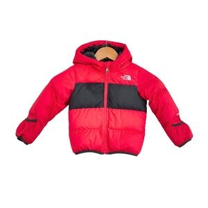 NWT The North Face Infant / Toddler Puffer Jacket 12-18 Months